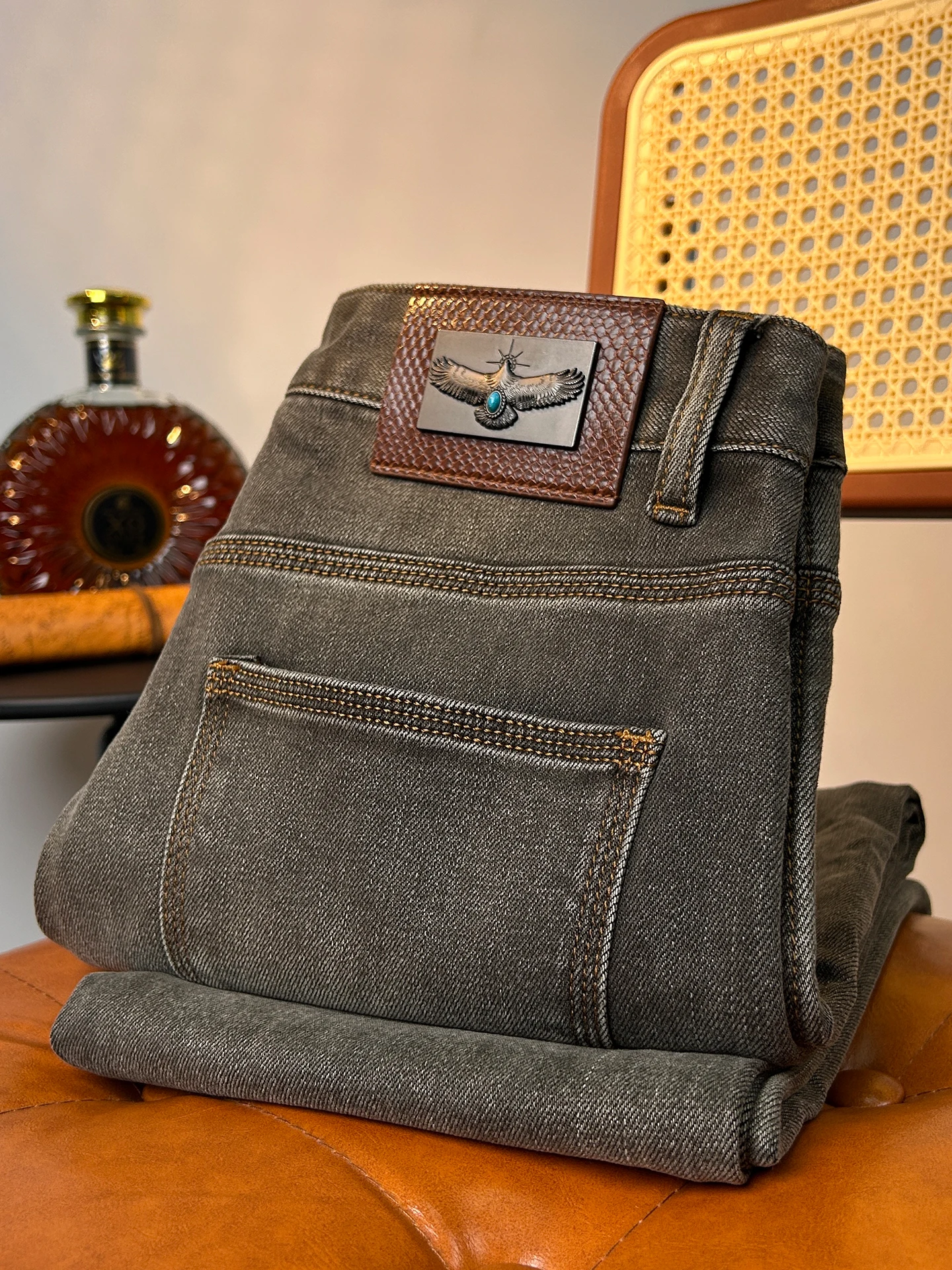 

Элегантные мужские джинсы прямого кроя Slim Fit: комфортные, универсальные, в американском ретро-стиле, для повседневной носки, подходят для любого возраста