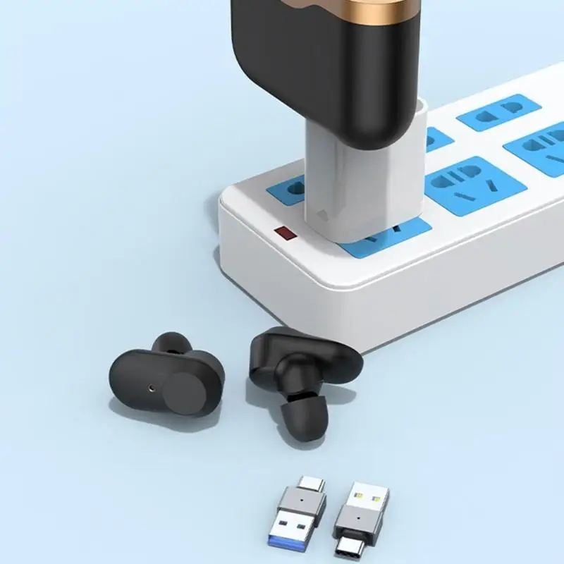 

652F Convenient USB to Type C Adapter for Smooth Data Transfer & Charging Adapter