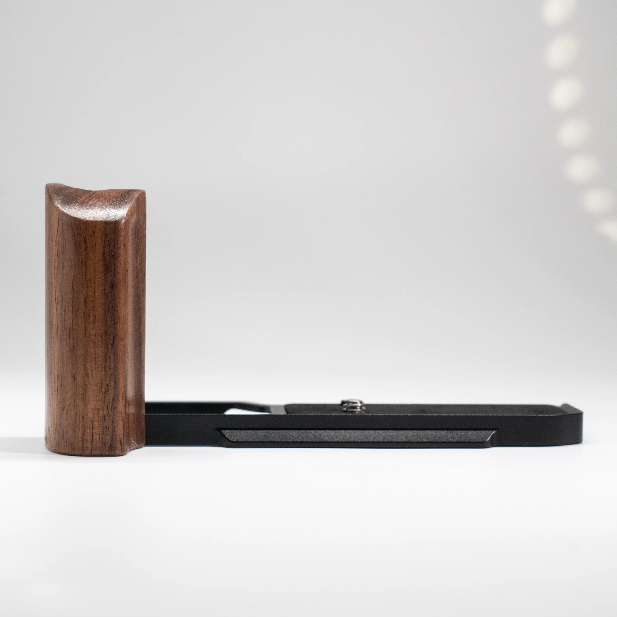 YUWOOD الخشب الصلب L قبضة الجوز خشب الصندل مقبض الكاميرا لكاميرات نيكون ZF الرقمية