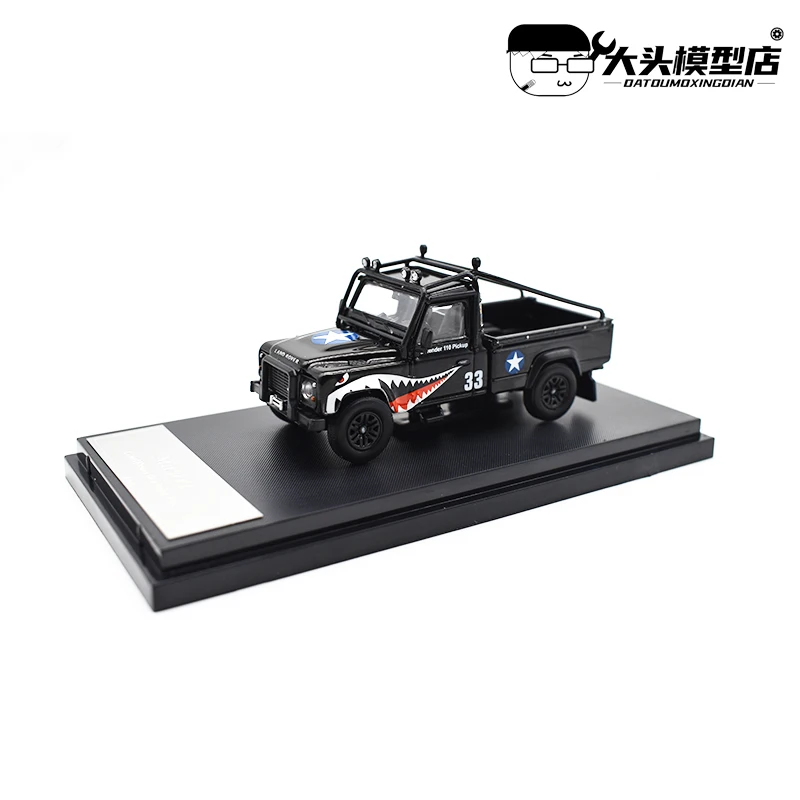 Master 1/64 Defender Guardian Pickup Shark Diecast Model Car