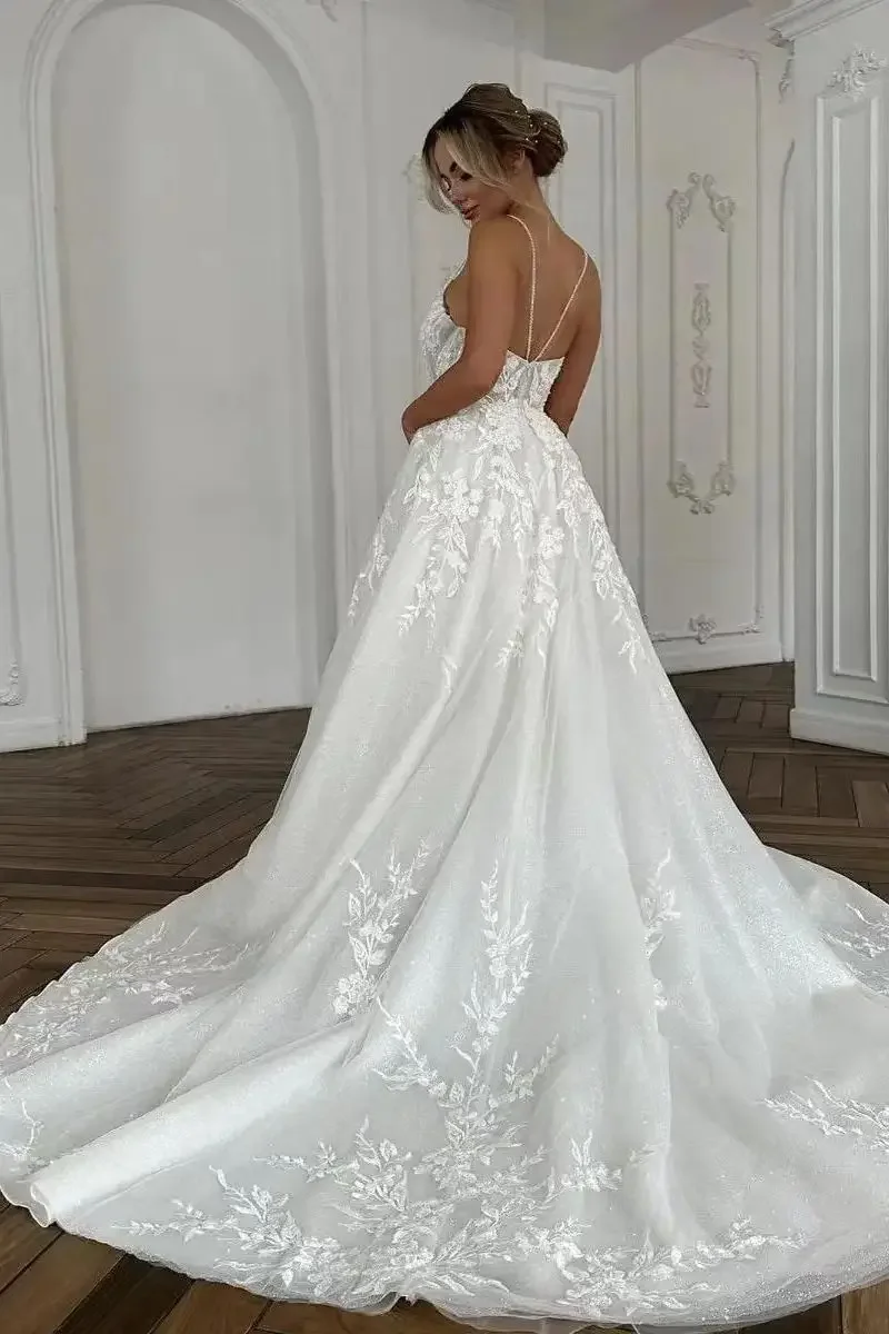 Robe de mariée de plage à bretelles Spaghetti, décolleté en v profond, robes de mariée de plage d'été, ligne a, Train Court personnalisé