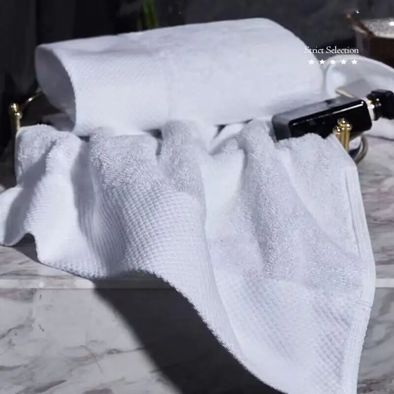 Embroidered Crown Pattern White High Quality Towel 100% Cotton Comfortable Face Wash
