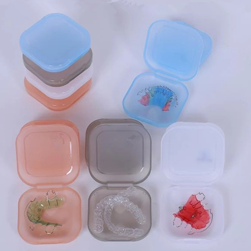 Invisible Braces Holder Storage Box Portable Orthodontic Appliance Storage Box Dental Retainer Box Transparent Braces Case