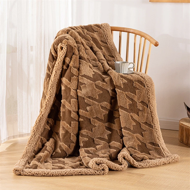 Modern Simple Lamb Fleece Blanket Autumn and Winter Thickened Warm Sofa Blanket Houndstooth Lunch Break Cover Blanket