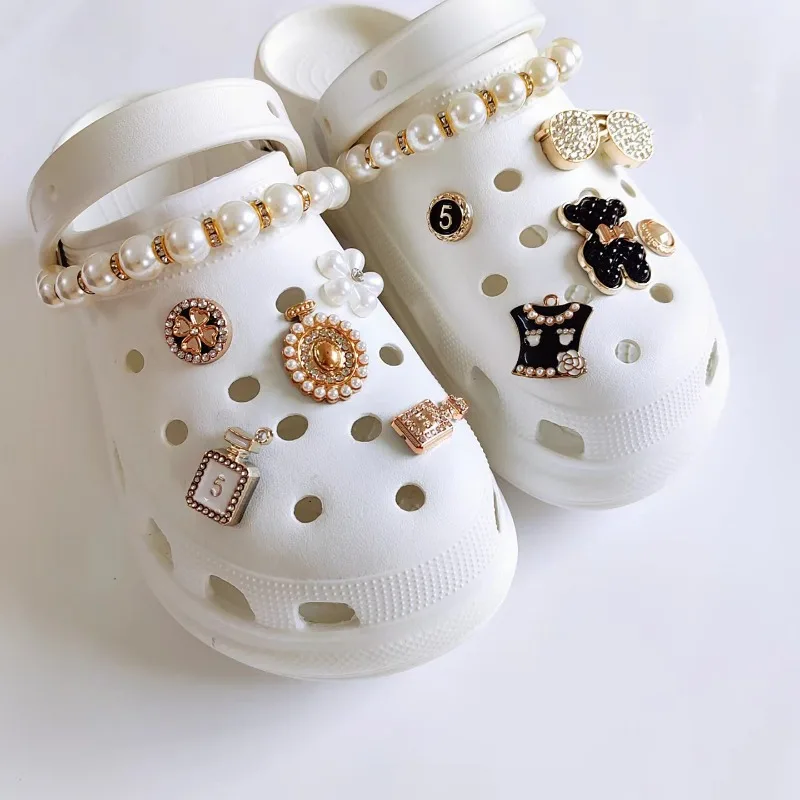 Fashion Croc Shoe Charms Rhinestone Glasses Pearl Chain Set Sandals Slipper Acessories Girls Personalized Decoration Party Gifts