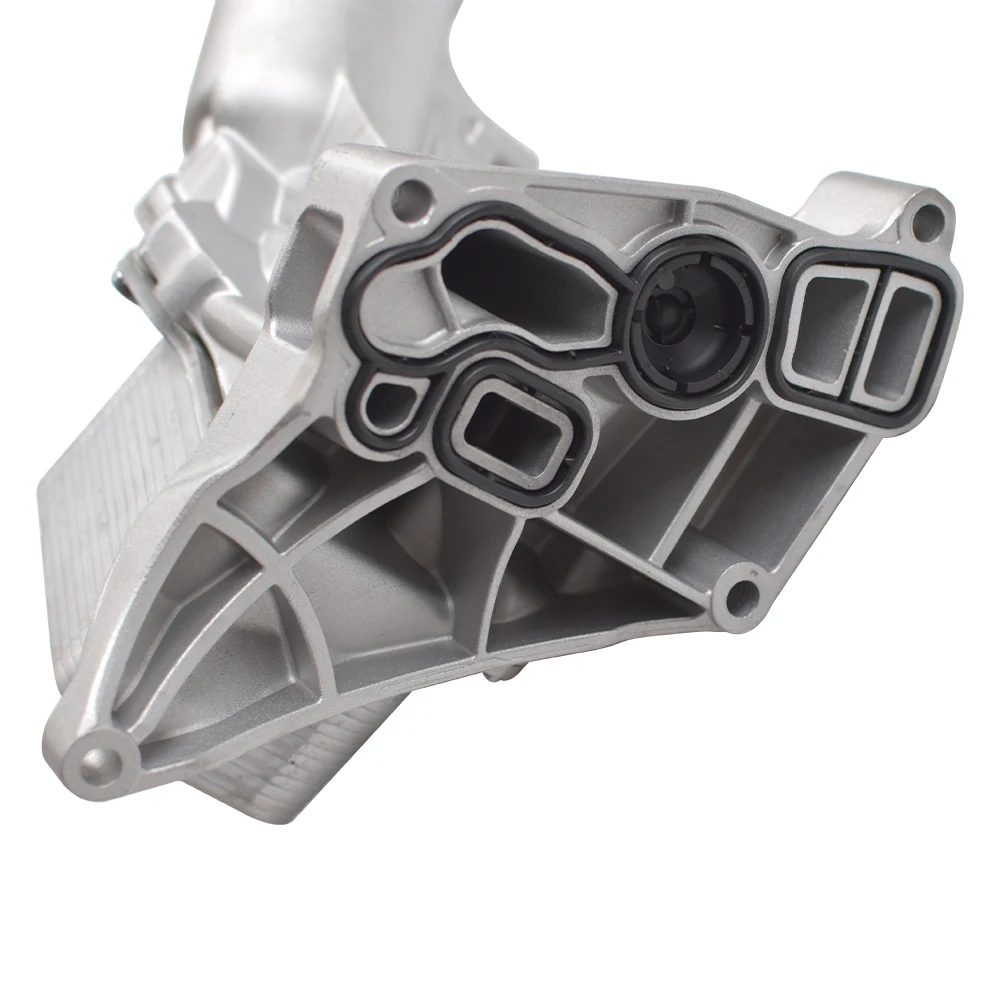 BMW 230i 320i 330e 330i 430i 530i 530e用オイルフィルターハウジング 11428596283 耐久性と信頼性 ‌