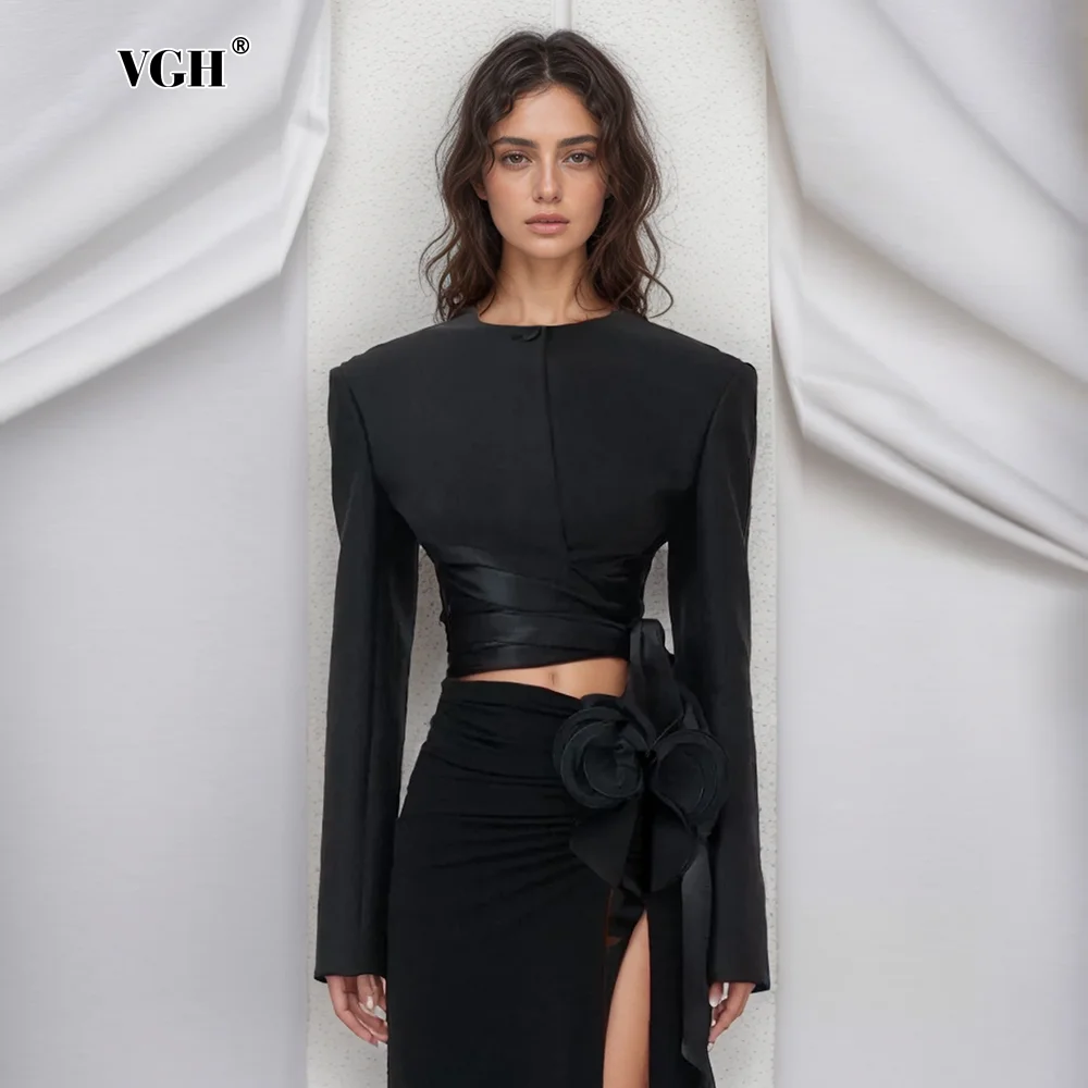 VGH Slimming Spliced Button Short Coats For Women Round Neck Long Sleeve Spliced Lace Up Minimalist Coats Female Fashion Style