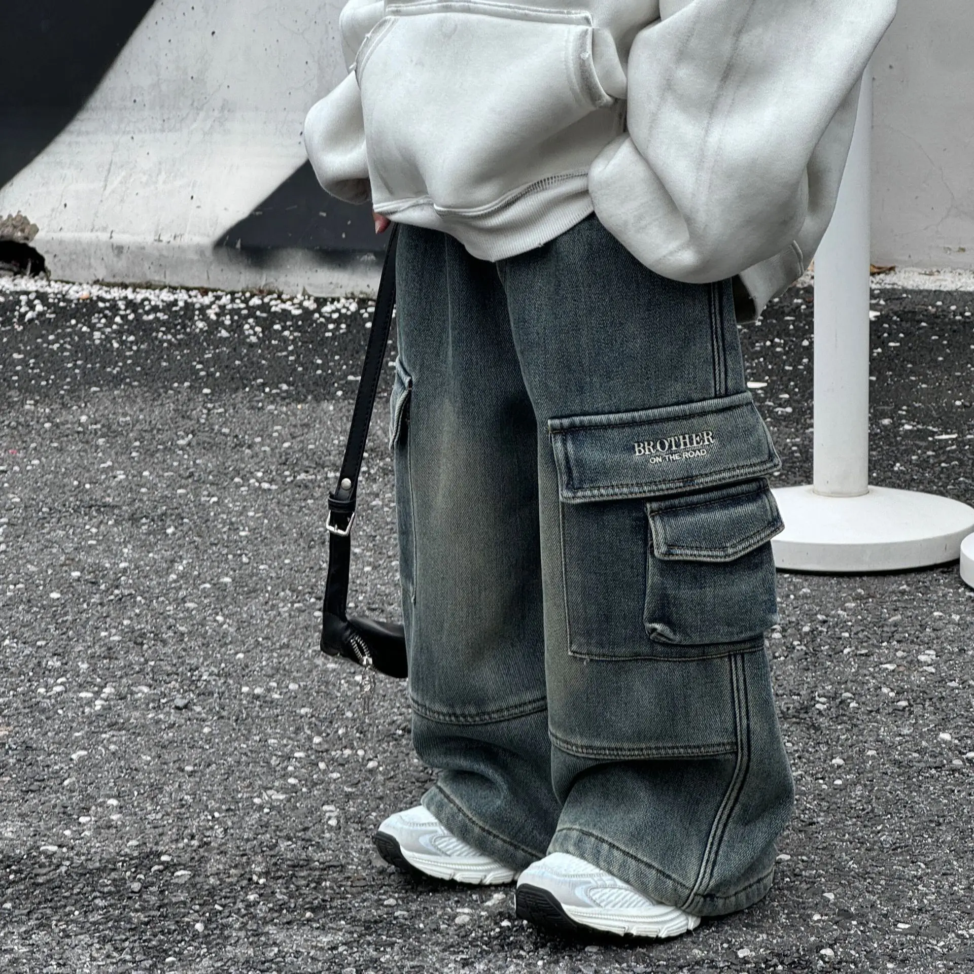 

Boys Trousers 2024 Winter New Korean Boy Fashion All-match Denim Cargo Pants Children Pants European Fashion Style Bottoms