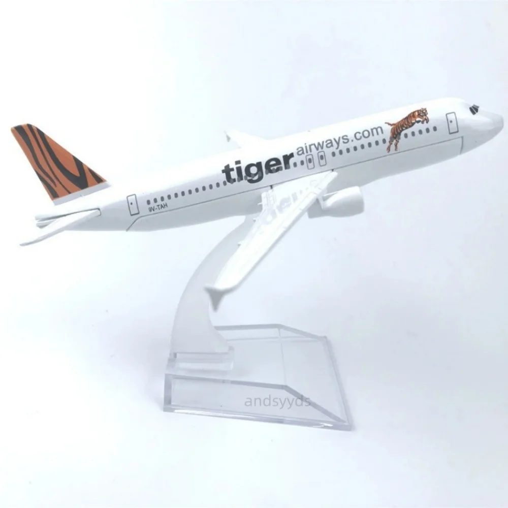 

16 см Tiger Airways A320 модель самолета литой под давлением масштаб 1:400 металлический миниатюрный самолет имитация сувенирного самолета игрушка в подарок с подставкой