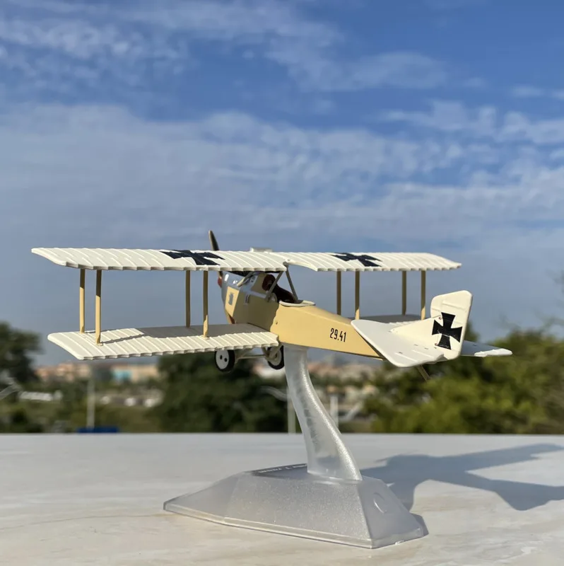 Nouveauté prix spécial métal moulé sous pression allemand 1/72 Albatross avion de Reconnaissance modèle meubles affichage Collection jouets