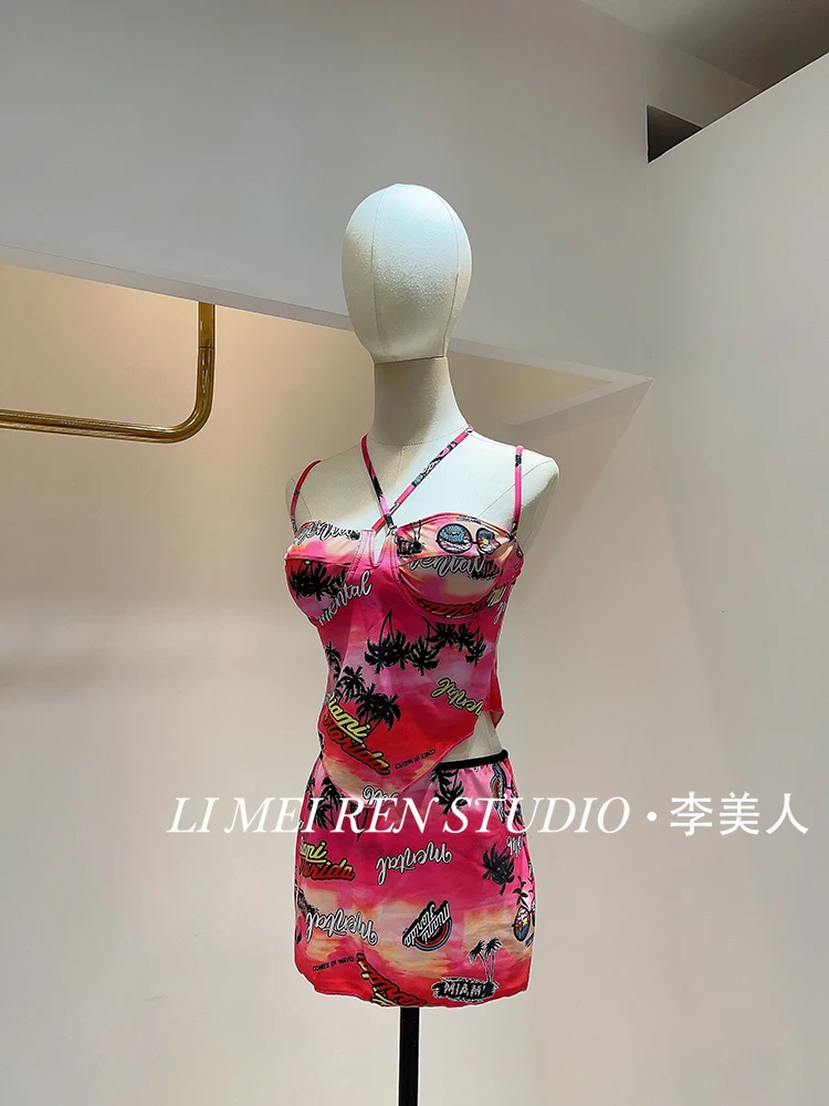 

New sexy hot girl suspender rose pink printed skirt style split swimsuit