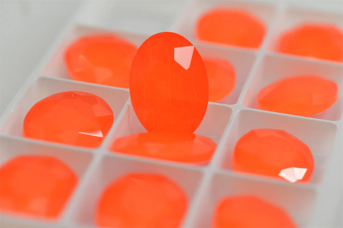 Image of Neon-Orange Strass-Kristalle Glänzende Steinapplikationen für Bastelbedarf und Accessoires