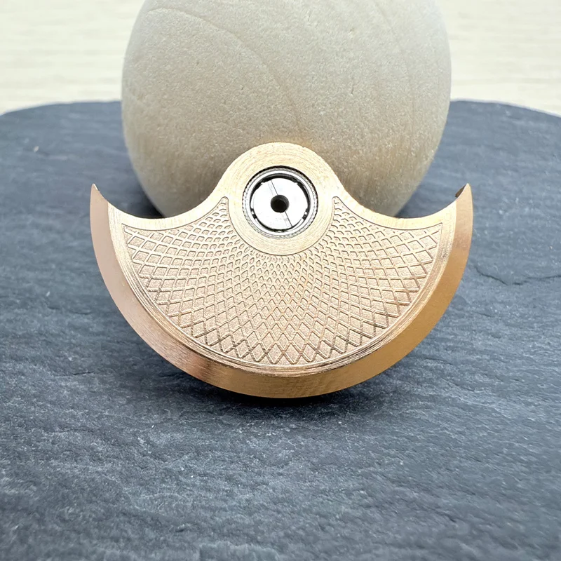 NH35 Movimento dell'orologio Rotore a martello oscillante adatto ai movimenti NH34 NH36 NH38 NH39 NH70 4R35 4R36 6R 7S Sostituisci le parti compatibili