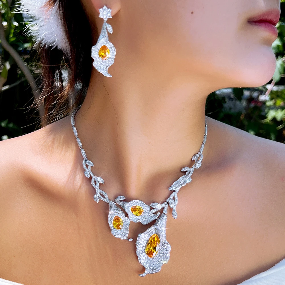 ThreeGraces Retro Design Shiny Yellow White Zirconia Big Leaf Shape Bridal Wedding Party Statement Jewelry Set for Women T1071