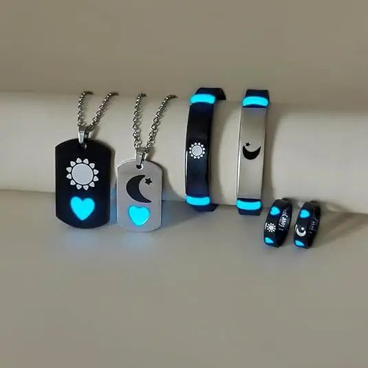 

6pcs Set Stainless Steel Luminous Love Star-Moon Couple Necklace Bracelet Ring Simple Style Fashion Love Promise Gift