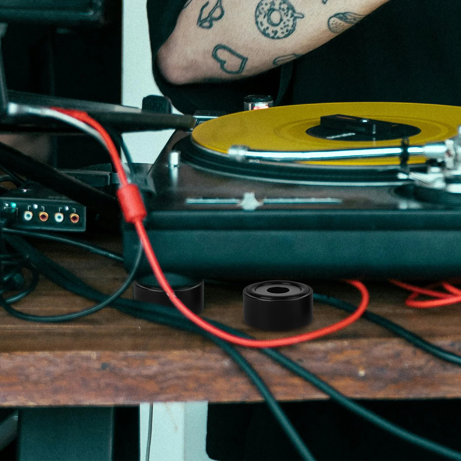 4 stücke Lautsprecher Schrank Anti Vibration Pads Aluminium Legierung Füße Stoßstange Für Verstärker Stehen Basis Schalldichte Matte Möbel Schutz