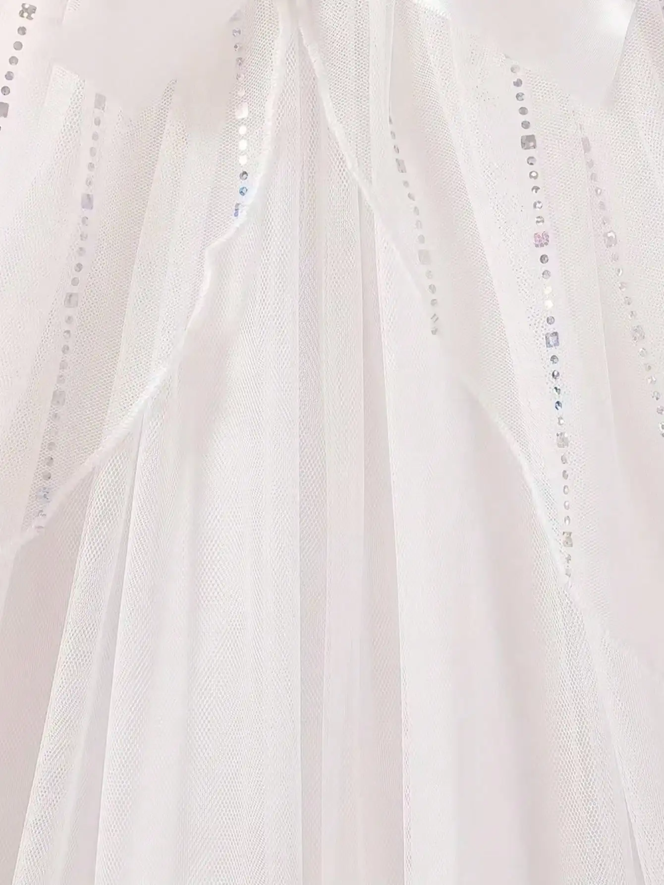Kinderkleid mit Rundhalsausschnitt und Langen Ärmeln, Taillengürtel, Mesh, Lässig-Elegant, Mittellanger Rock – Detail 7