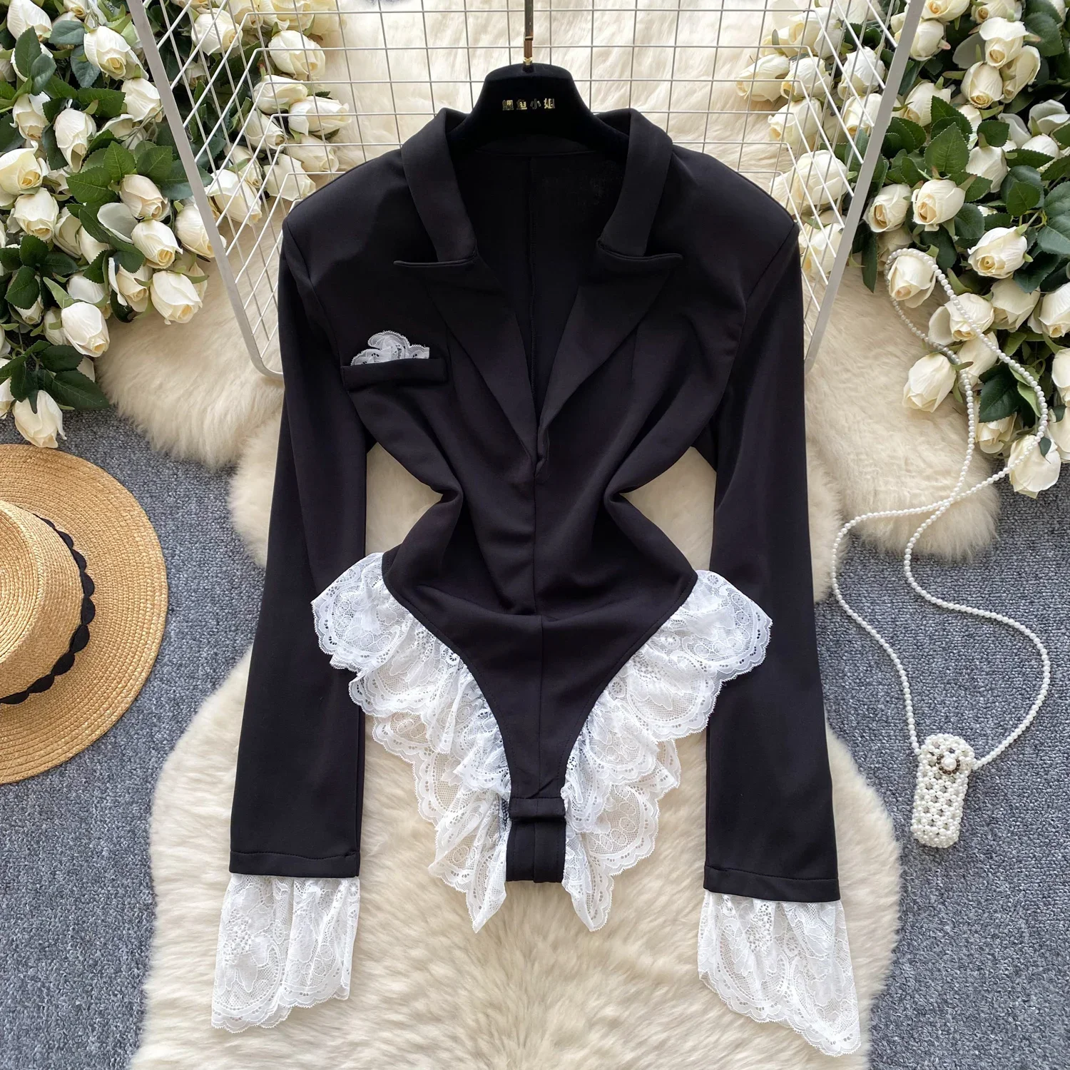 Hotsweet Turn-down kraag elegante lange mouwen chique kant gesplitste bodysuits slanke top Koreaanse sexy high street herfst jumpsuit