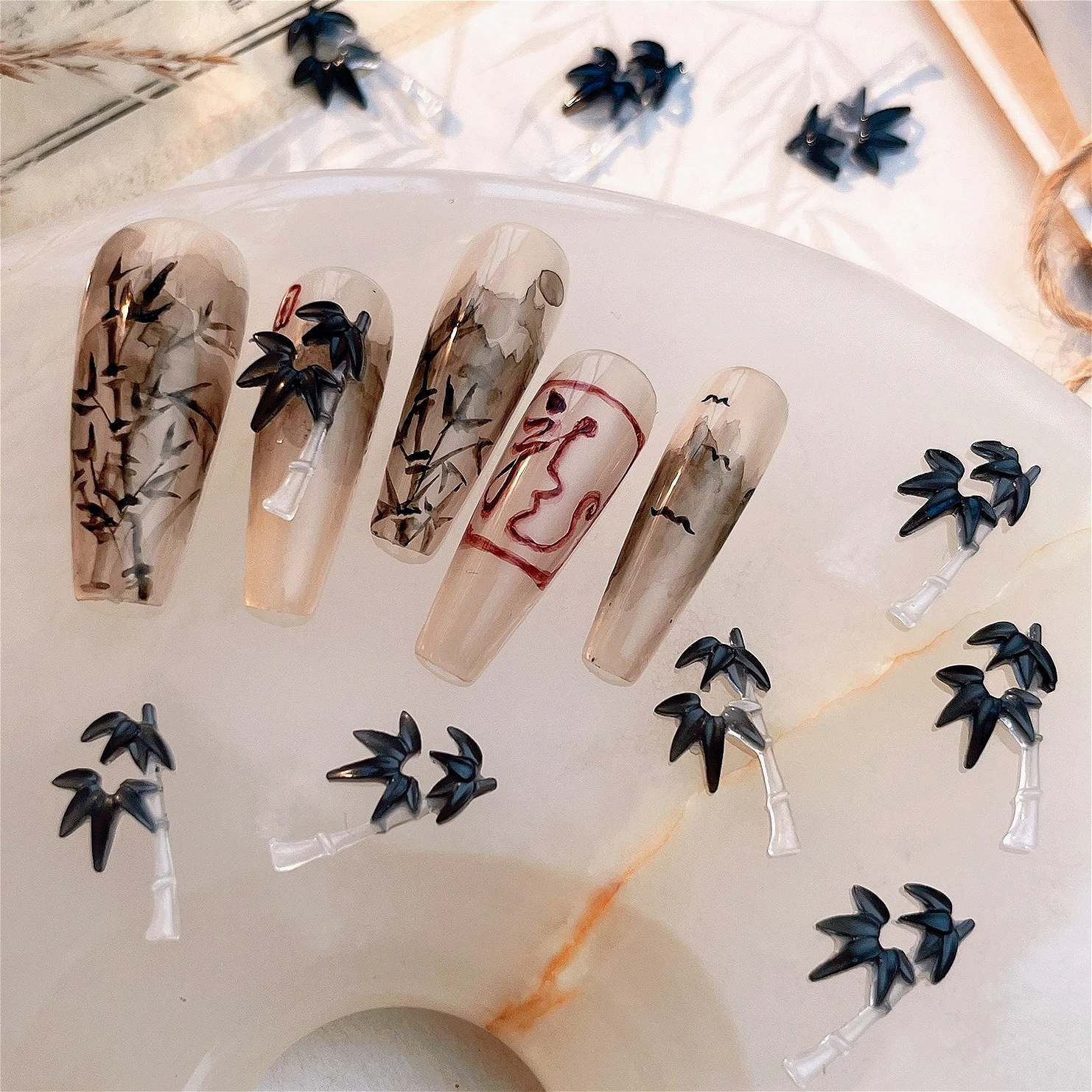 

Ancient Ink Wash Painting Chinese Bamboo Changing Green Jade Peace Buckle Calabash Lock Nail Art Decorations Charm Manicure Tool