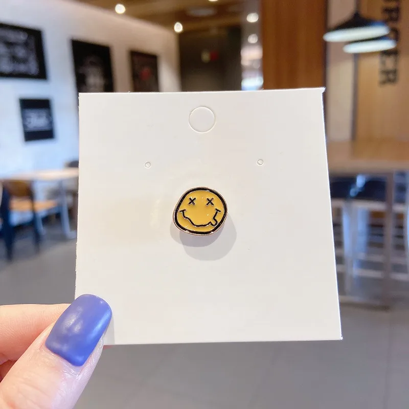 Creative Funny Smiling Face Brooch Cartoon Cute Oil Dripping Expression Brooches Pin Accessories Clothes Bag Accessories Brooch