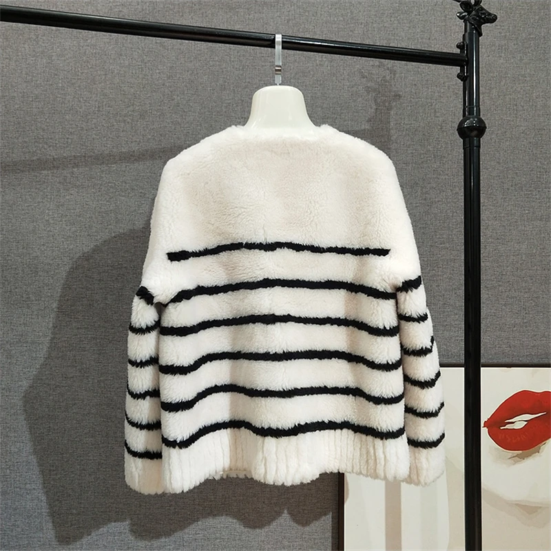 Women's Stripe Pattern  Real Wool Fur Coat Female Girl V-Neck Winter Warm Short Jacket Overcoat JT379