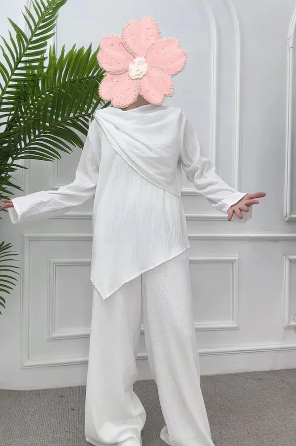 

Dubai Muslim Crinkle Two Piece Set Women Abaya Kaftan Tops And Pants Suit Arab Islam Modest Clothing Femme Musulmane Ensembles