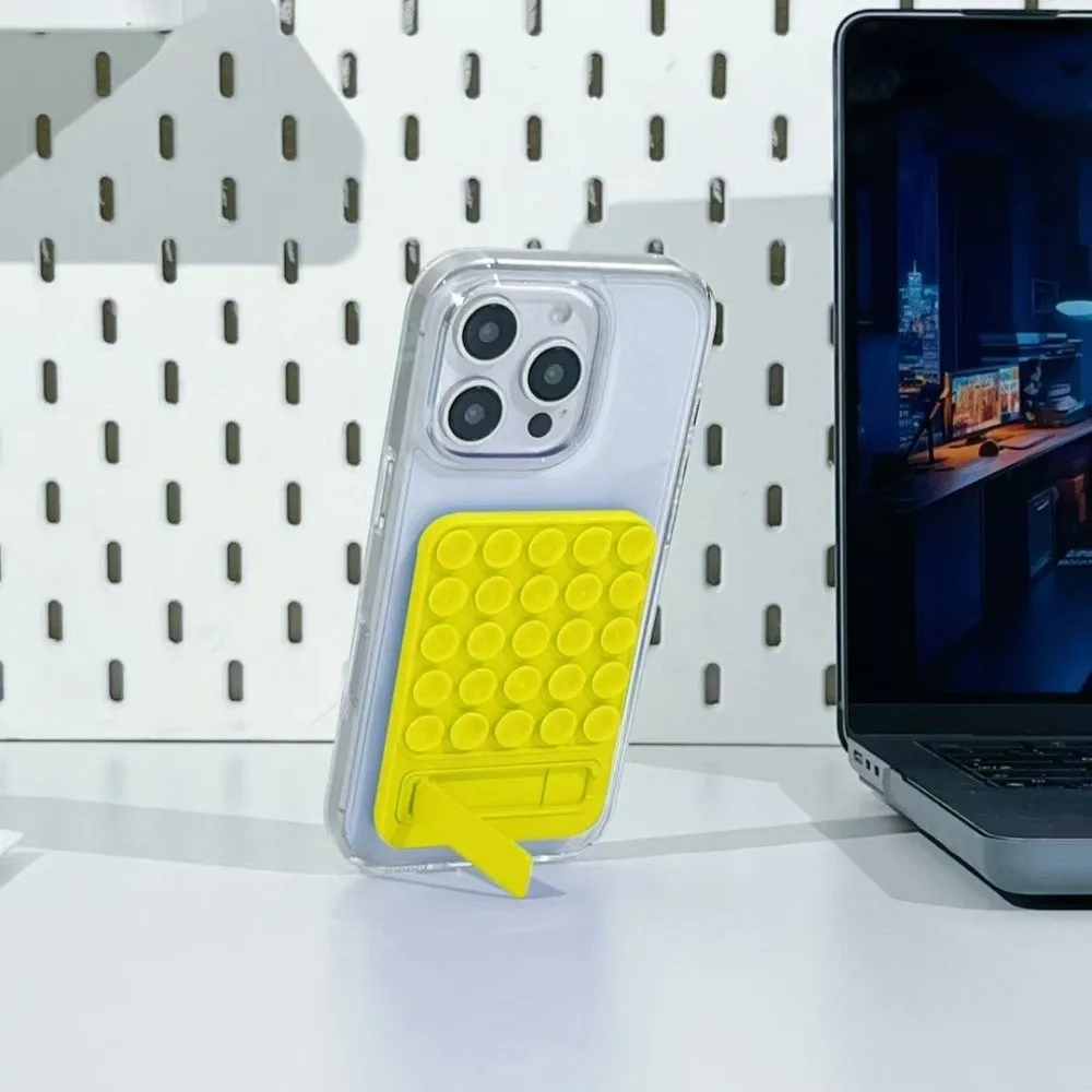 Nuovo supporto per telefono con ventosa in silicone Supporto per telefono universale con adesivo forte a mani libere Supporto per telefono pieghevole Selfies e video