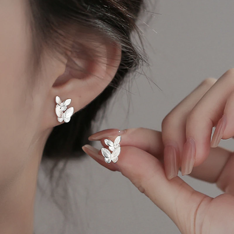 Delicate Double Butterfly Stud Earrings for Women Retro Temperament Versatile Earring Fashion Jewelry Accessories Party Gifts