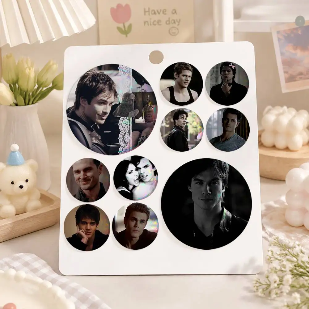 A-The V-Vampire Diaries-es Round Snap-in Brooches Rock Band Lapel Pins Badges Fan Collection Accessories Jewelry Handmade Gifts