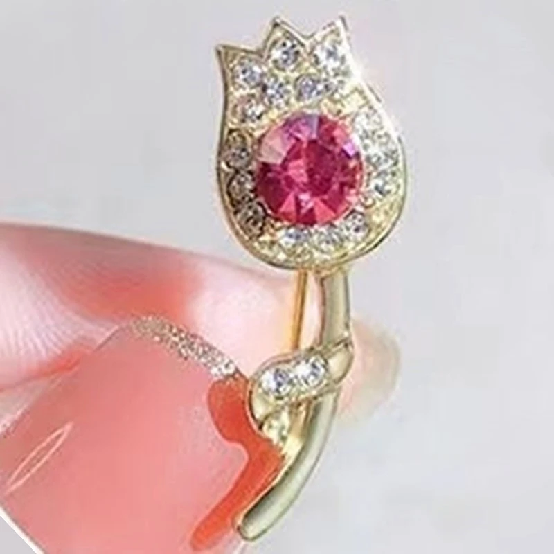 Fashion Rose Brooch Cute Crystal Flower Brooches Pin For Women Elegant Corsage Dress Jewelry Fixed Clothes Accessories Gifts