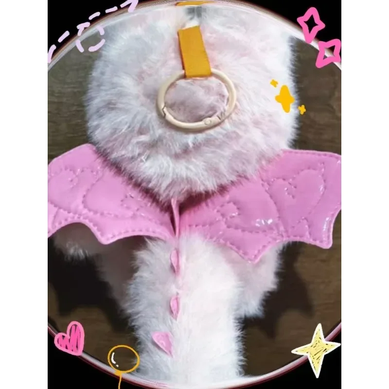 هدايا عيد الميلاد لعام 2025! سلسلة مفاتيح مونستر سلسلة الملاك من الفينيل لتزيين معلق لعبة مفاجأة هدية عالية الجودة هدية مفاجئة للفتيات