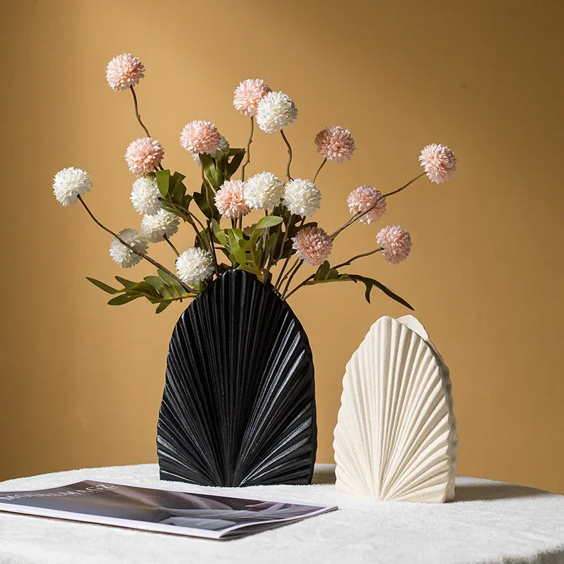 

Modern Minimalist Ceramic Vase Creative Geometric Hydroponics Living Room Soft Model Room Sales Department Ornaments