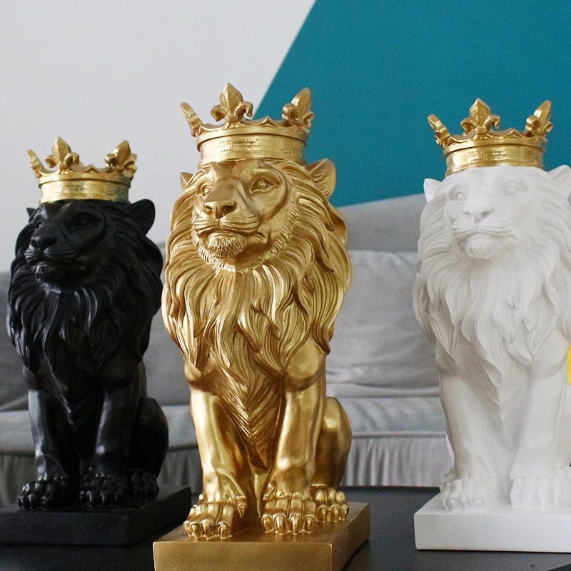 Nordic lucky crown lion handicrafts ornament entrance living room TV cabinet wine cabinet model room decoration