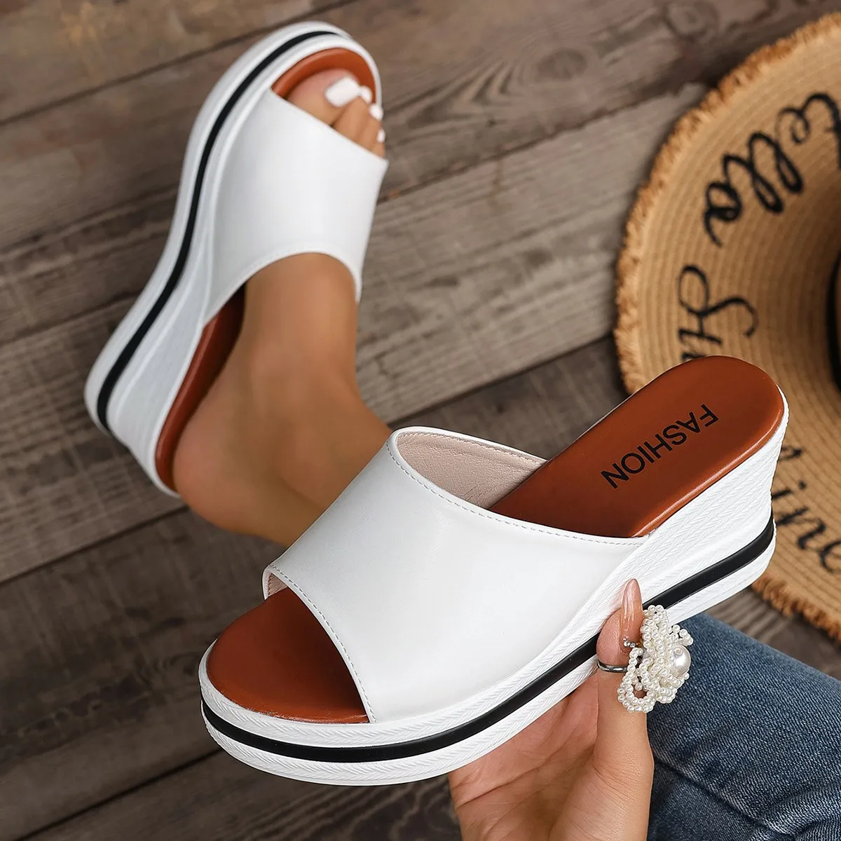 2026 Summer Women New Fashion Casual Round Open Toe Wedge Platforms Sandals Comfortable Lightweight Beach High Heel Slippers