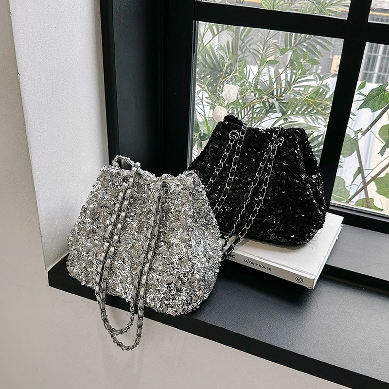 Sparkling Sequins Bucket Shoulder Bags Sense of Luxury Large Capacity Fresh Crossbody Bags for Women 2024 Fashion Versatile Hot