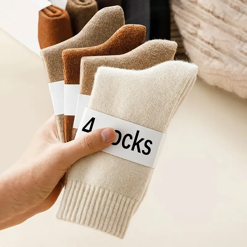 

4 Pairs of Random Women's Winter Plush Thick Solid Color Simple Looped Socks for Daily Wear Warm and Comfortable Mid Tube Socks