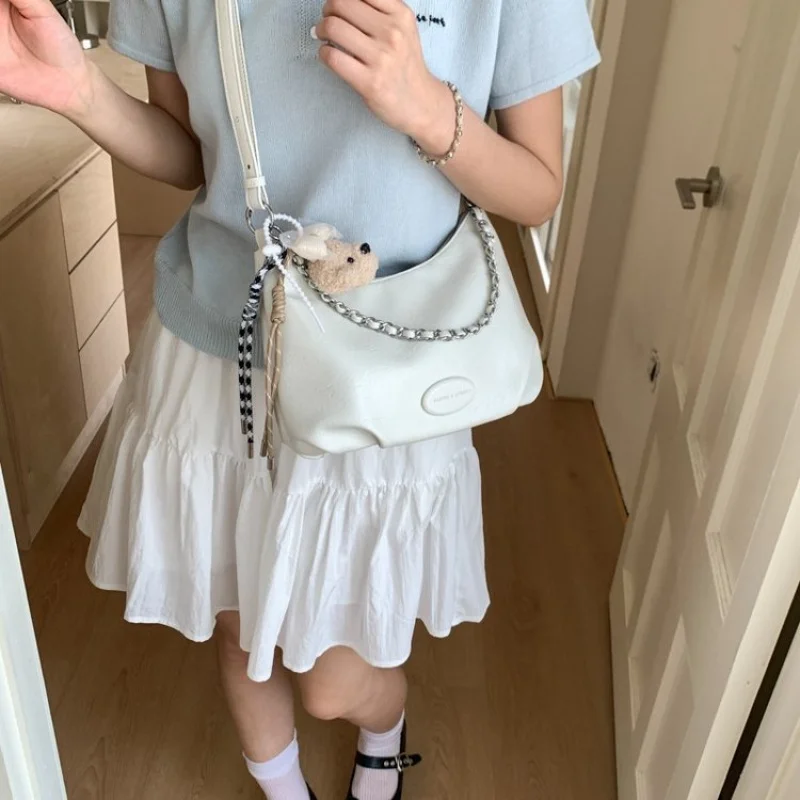 

Sophisticated Women's Crossbody Bag Luxury Designer Leather Shoulder Handbag Ladies Fashionable Tote Purse Elegant