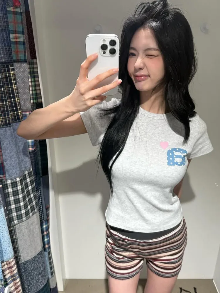 

Retro Color Block Stripe Shorts Women's Elastic Waist Brand Versatile Hot Pants Cotton Sweatshirt Fabric Summer 2026