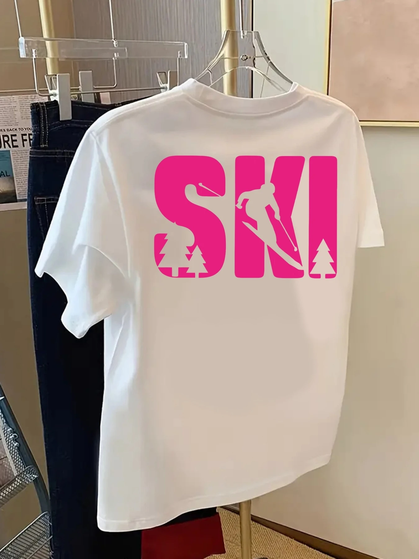 Front And Back Short-Sleeve T-Shirt - Skiing, Fashionable Print for Winter - Women'S Trendy Spring And Summer