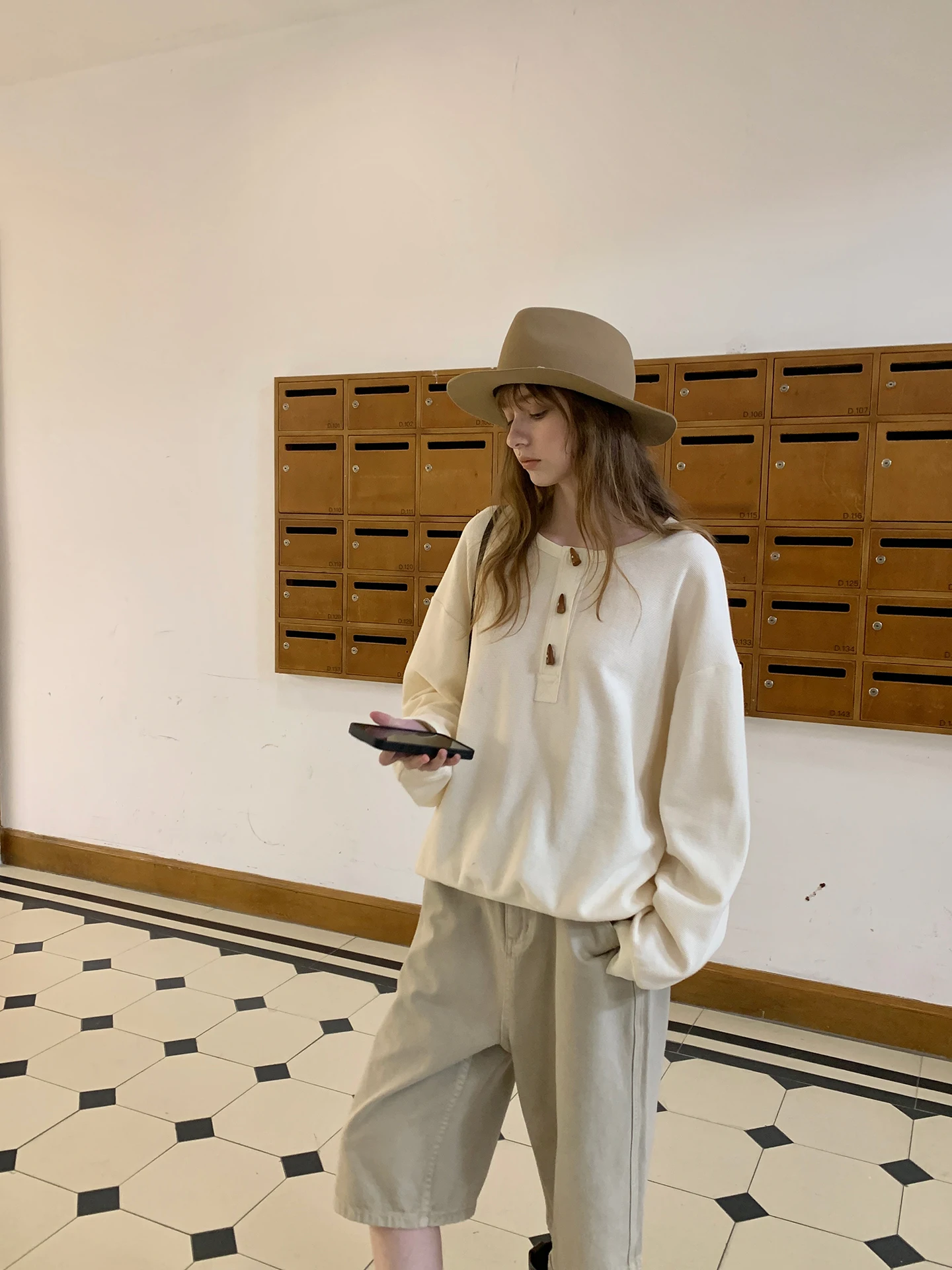 

Женский топ Spring Early Milk Bellini Kernel Cosmos с круглым вырезом и длинными рукавами, на пуговицах, в стиле Хенли, свободного кроя, удобный