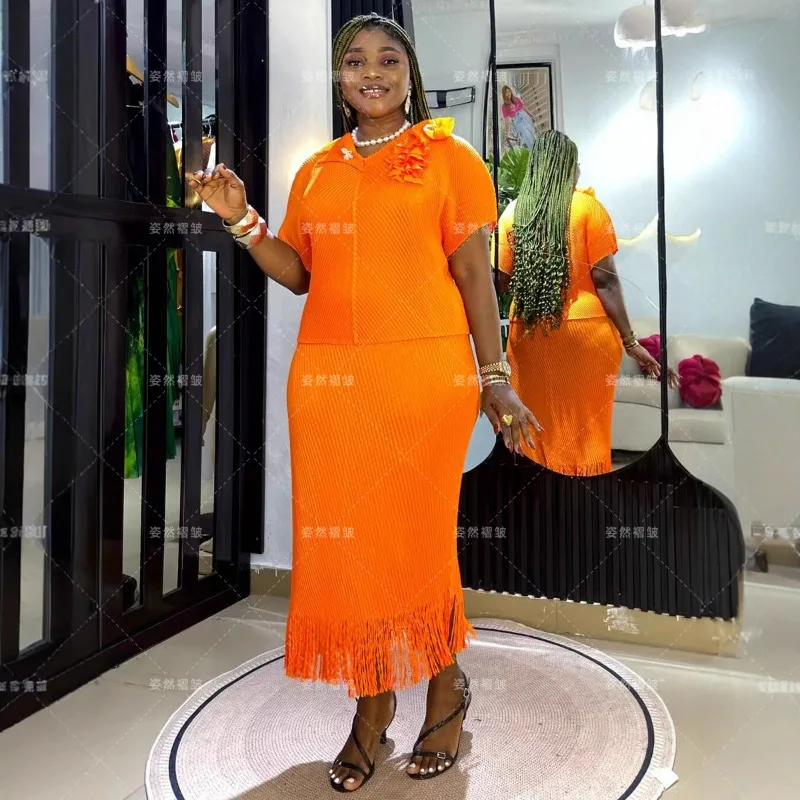 

Miyake Pleated Commuter Women's Dress Set V-neck Short Sleeved Top Plus Size Fringe Skirt Two-piece Set