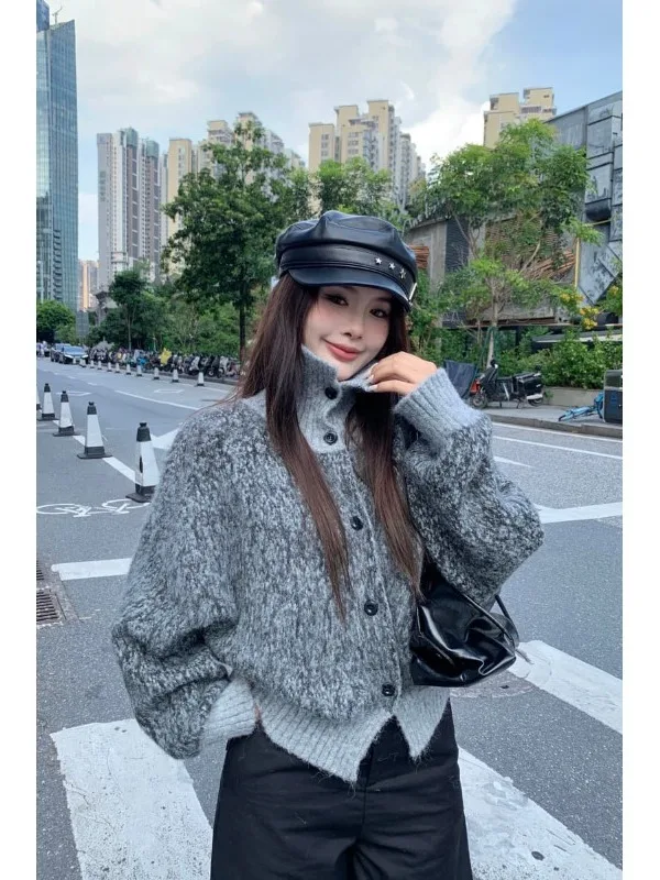 

plus Size Fashionable Long Sleeve Knitted Sweater Stand Collar Color Block Versatile Design Autumn Winter Slimming Korean Sty...