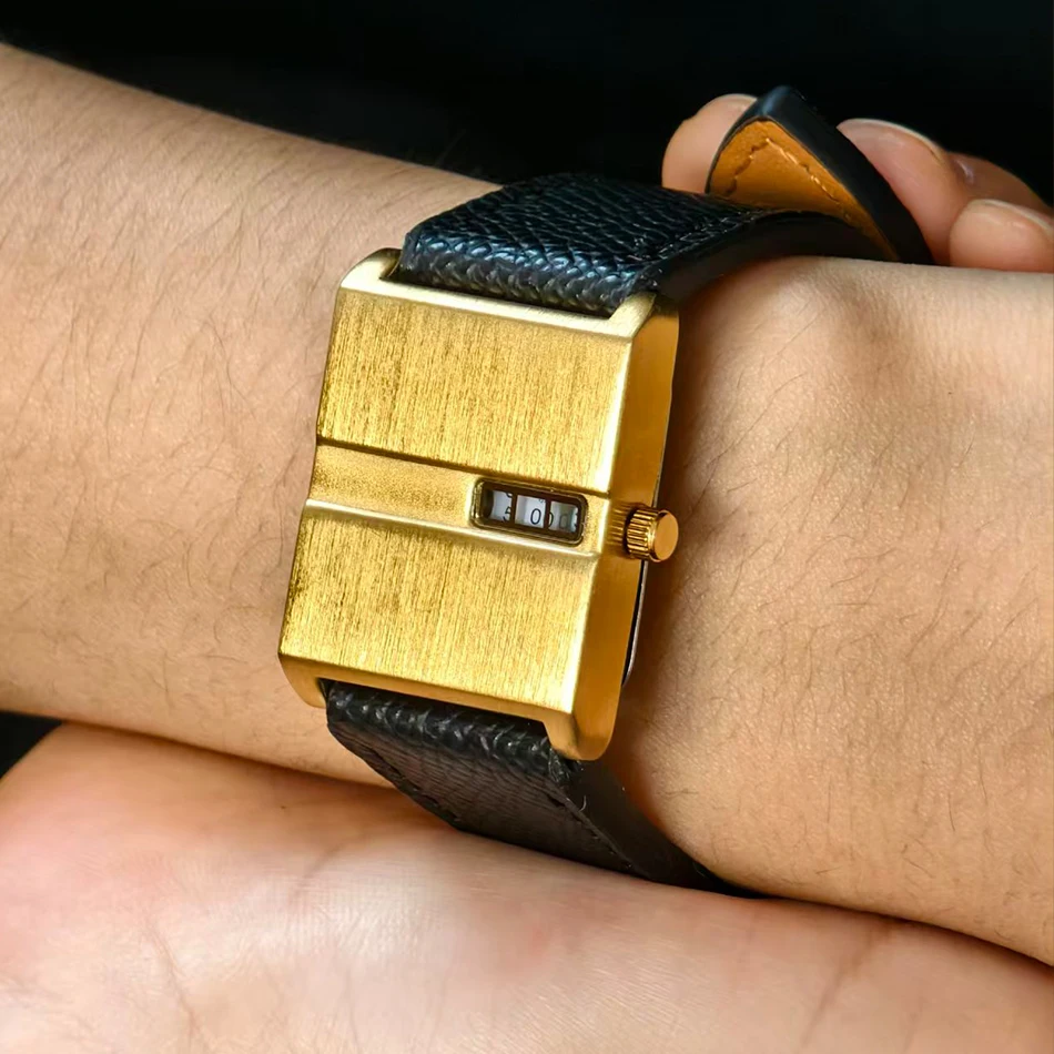 นาฬิกาควอทซ์ทรงสี่เหลี่ยมแบบมิ - Luxury Watch Cartier บทวิจารณ์และราคา