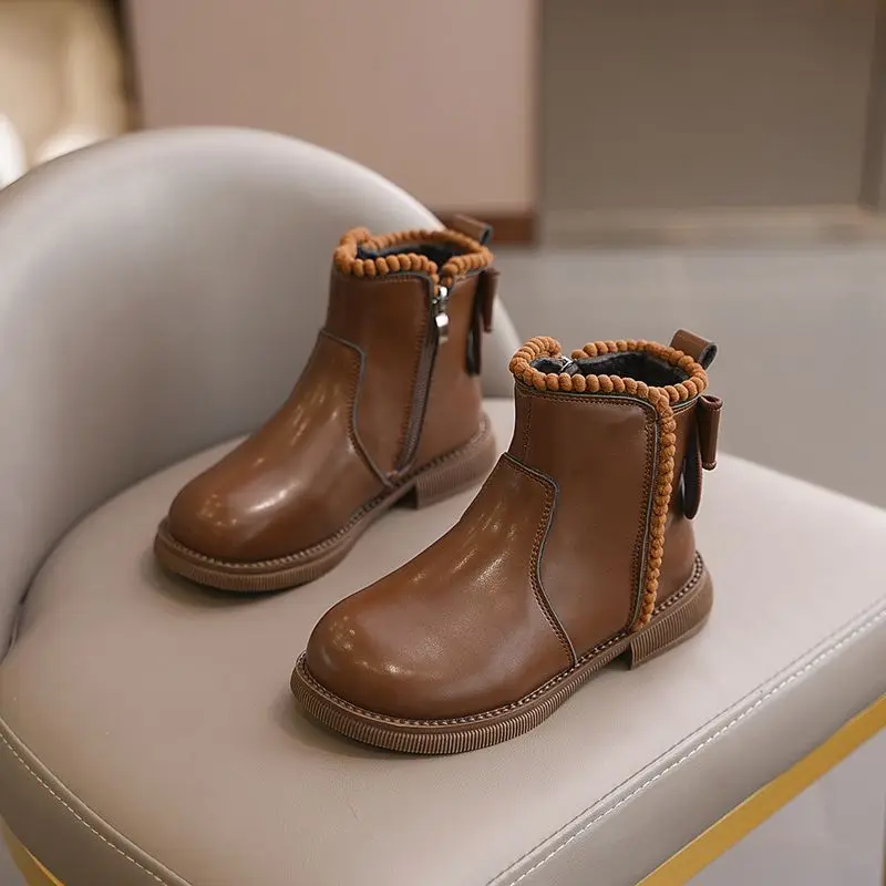 Girls Autumn Winter Boots 2026 New Style Furry Lining Short Boots Princess Design Warmth School Leather Boots Kids Footwear