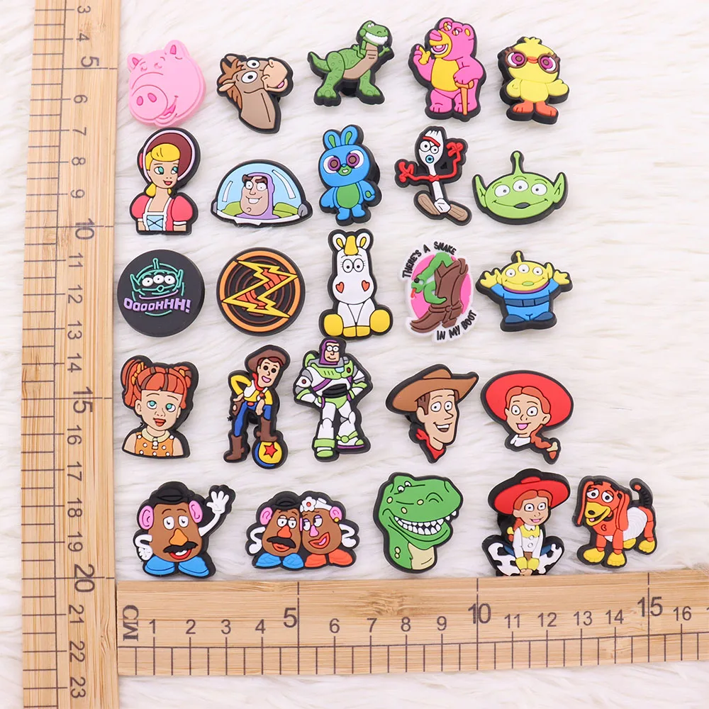 1-25Pcs PVC Toy Story Sherif Woody Jessie Pig Bear Lovely Shoes Charms Children Buckle Clog Sandals Decoration