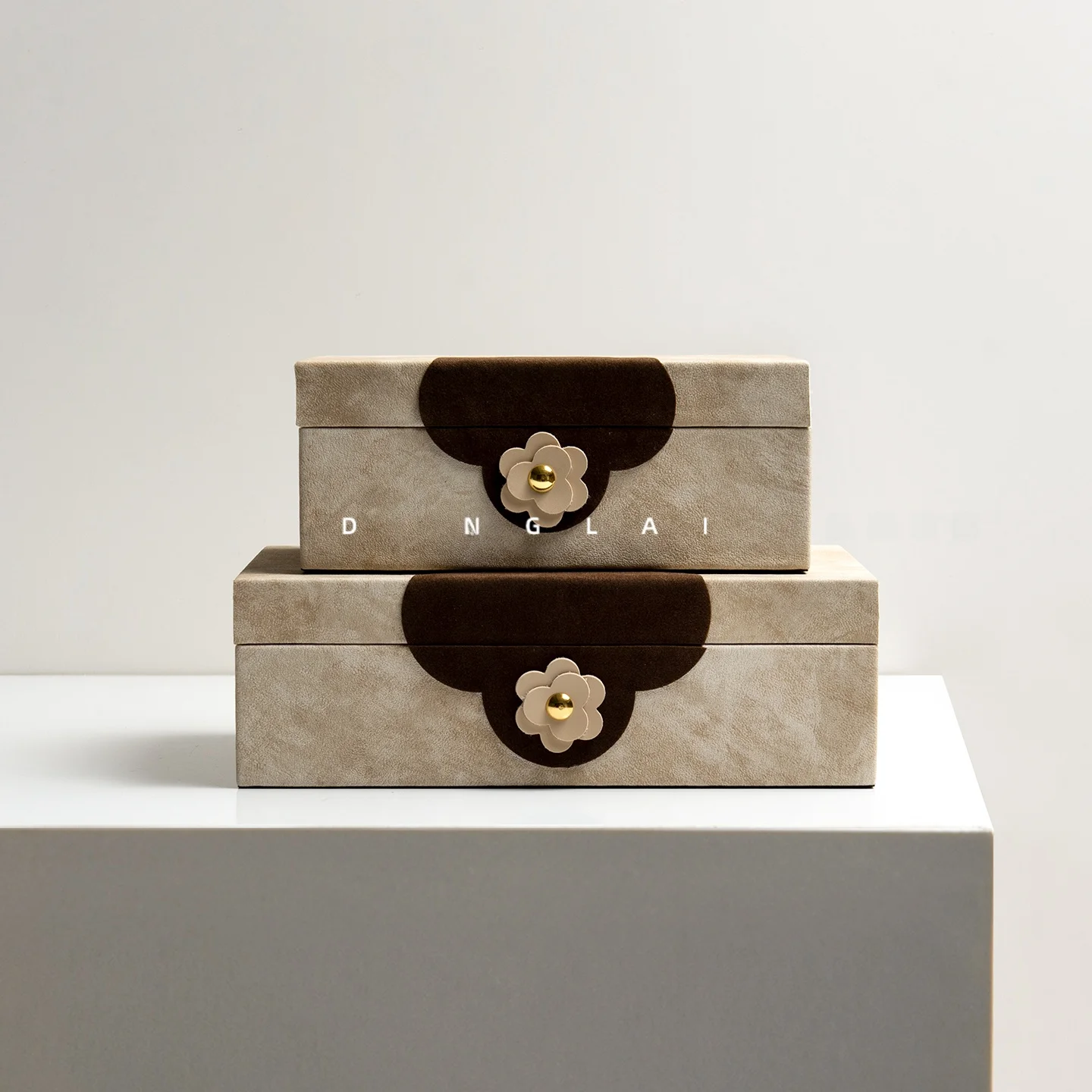 New Chinese Style Leather Jewelry Box Display Piece Beige Classical National Trend Jewelry Storage Box Sample Room Study Book...