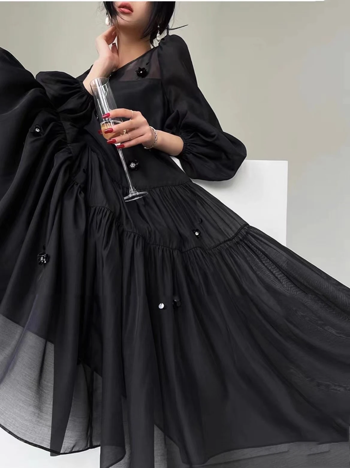 AELESEEN Runway Fashion Black Dress Women Summer Lantern Sleeve Loose 3D Appliques Beading Belt Casual Long Party Female