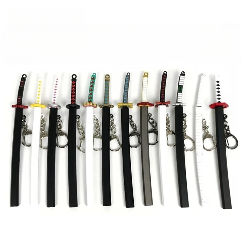 Japanese Katana Sword Keychain 17cm, Alloy Miniature Weapon Model with Sheath, Anime-inspired Collectible Gift