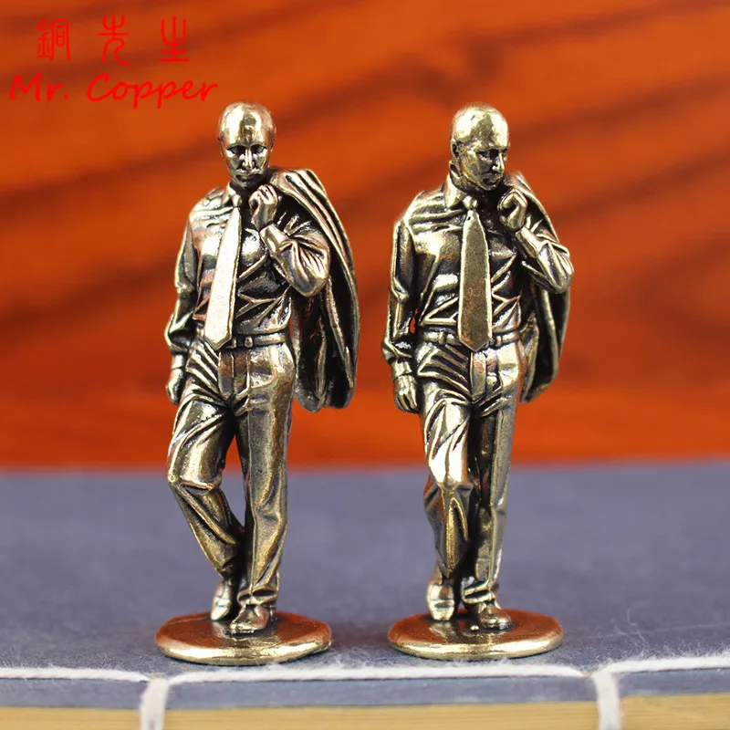 Brass Male model In Suit Small Statue Retro Handsome Man Characters Figurines Desktop Ornaments Decorations Crafts Home Decors