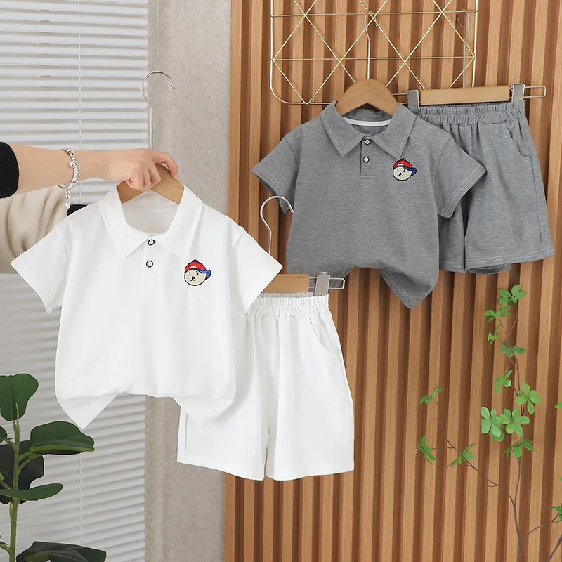 

Boys short sleeve suit summer new style casual chest wearing hat bear head lapel short sleeve two-piece set tide